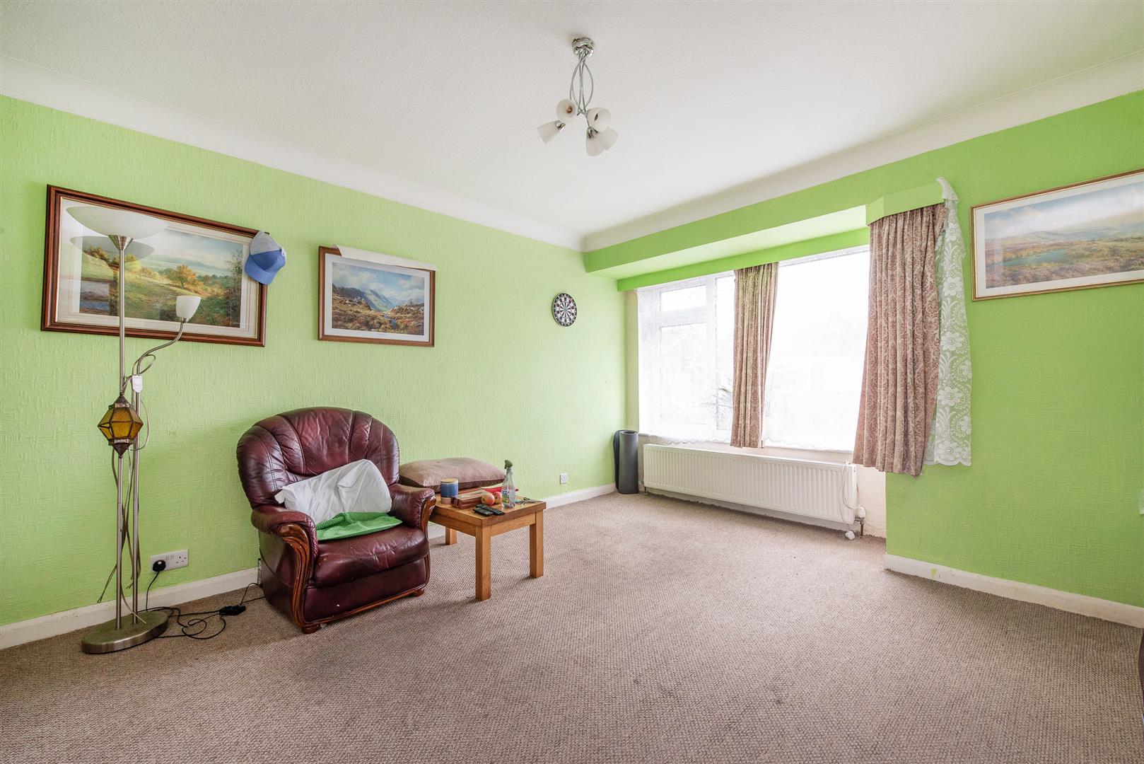 3 bed property in Withy Grove Crescent, Preston